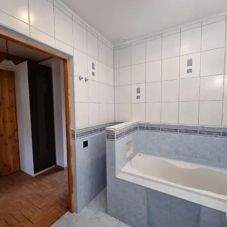 Dom Na Wylacznosc 22km Warszawa Feriehus Tarczyn (Piaseczno)